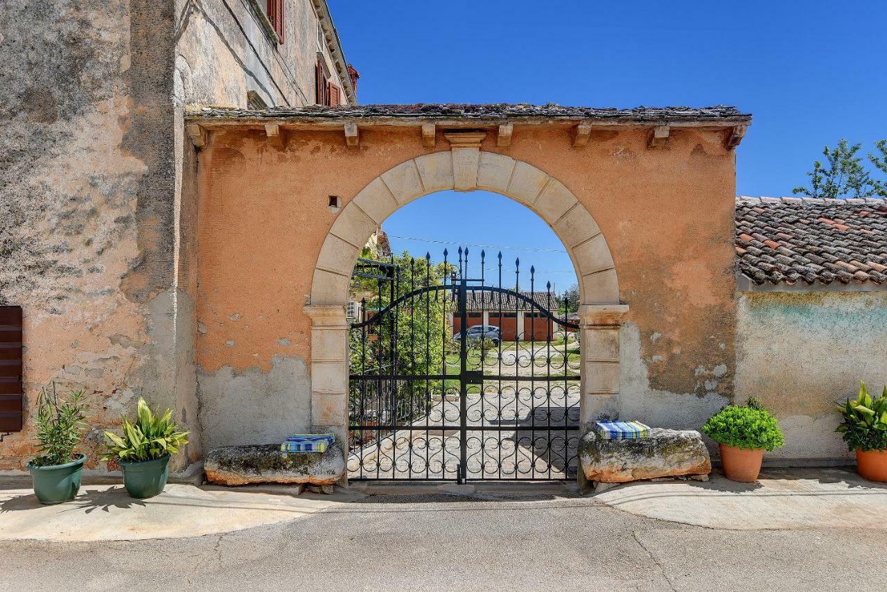 Palazzo 1812 Villa Krnica Exteriör bild